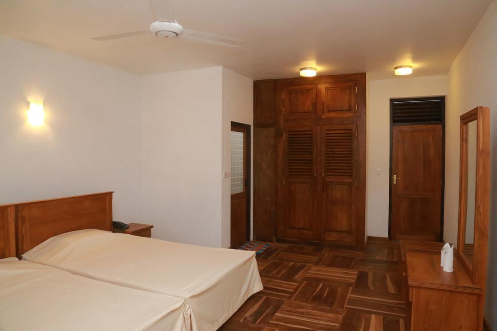 Hotel Alta Vista Ella Zewnętrze zdjęcie