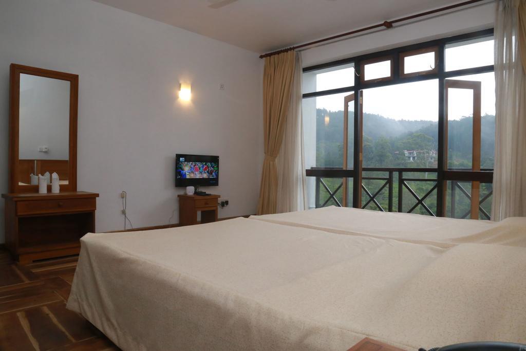 Hotel Alta Vista Ella Zewnętrze zdjęcie